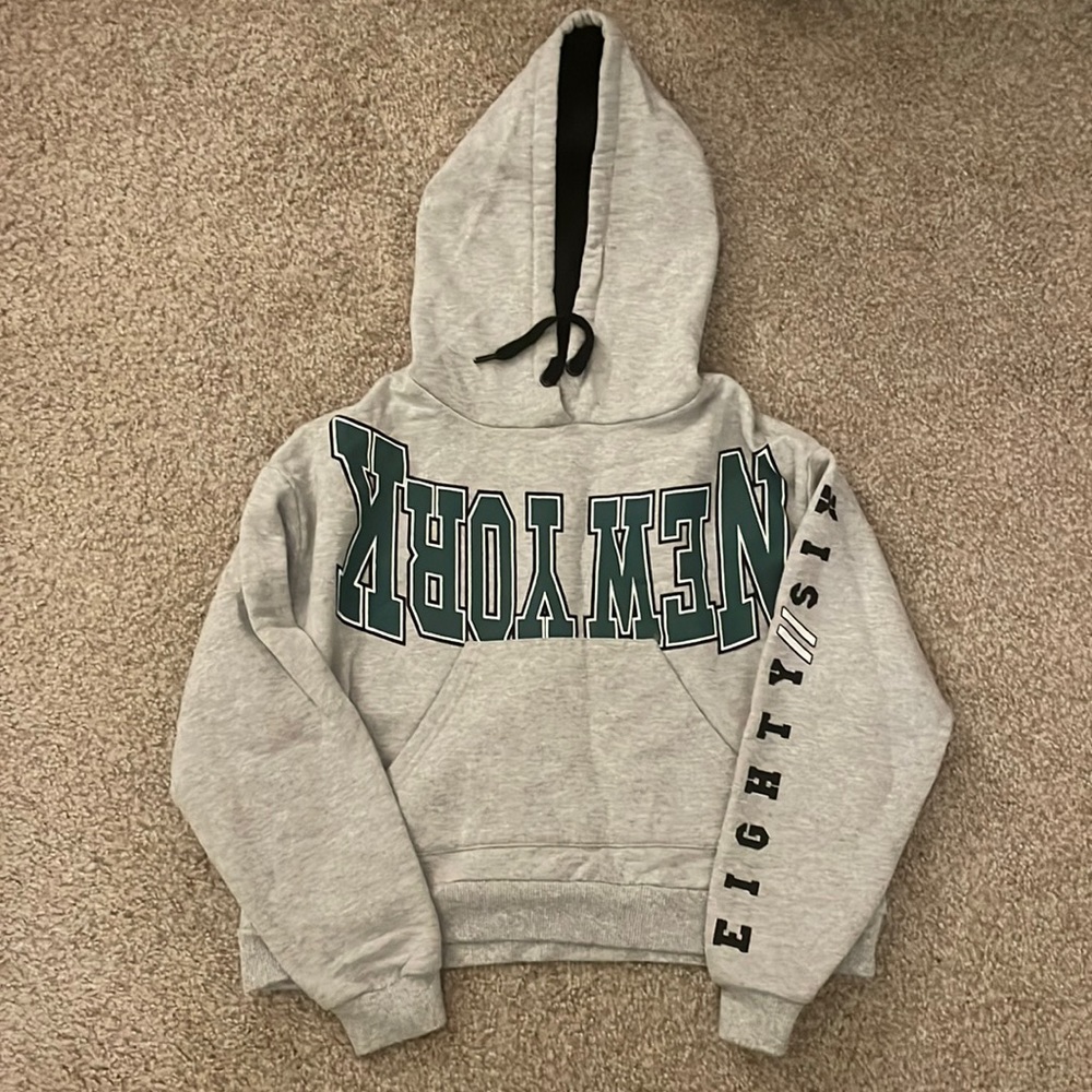 Cropped NY Pullover Sweater